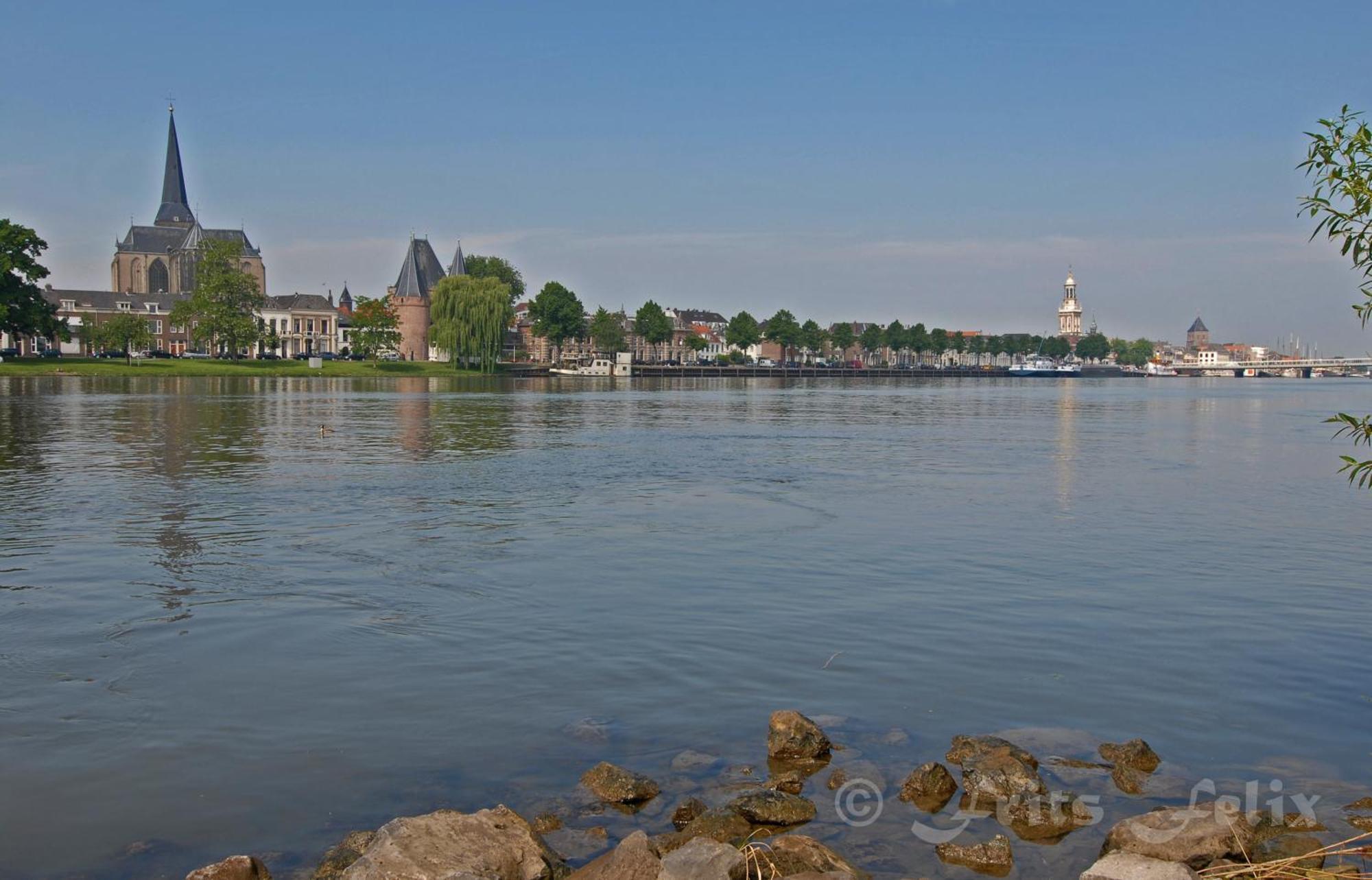 Hotel Van Dijk Кампен Экстерьер фото